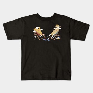 Mac and Cheese on Lounge Deck Chair Kids T-Shirt